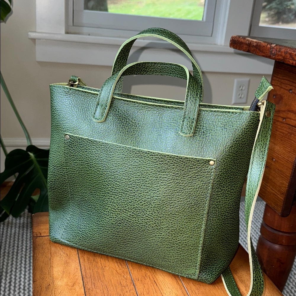 PLG medium zip crossbody tote in Avocado